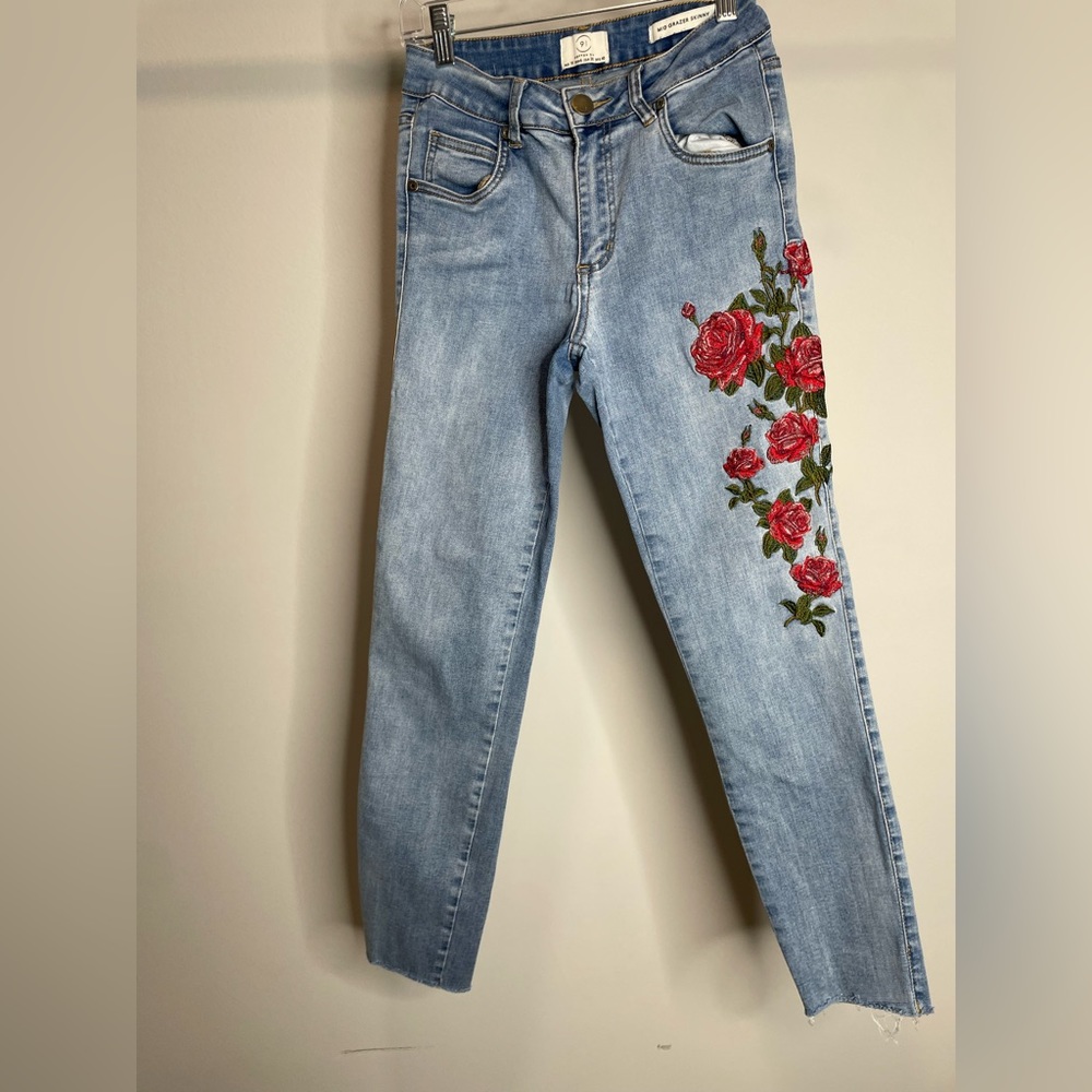 High waisted floor jeans